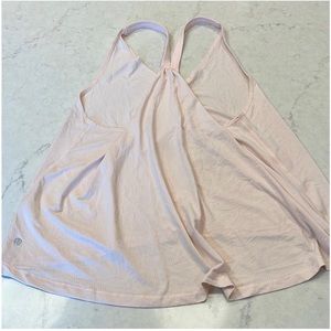 Lululemon tank size 12